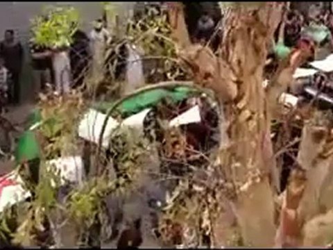 فري برس دير الزور أبطال القورية في جمعة الحظر الجوي 28 10 2011