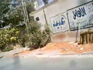 فري برس   سقبا حاجز للجيش عند صالة الإيمان للأفراح   29 10 2011