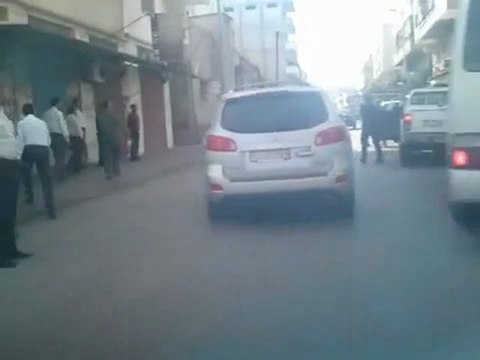 فري برس مداهمة حي القبيات بانياس جمعة الحظر الجوي 28 10 2011