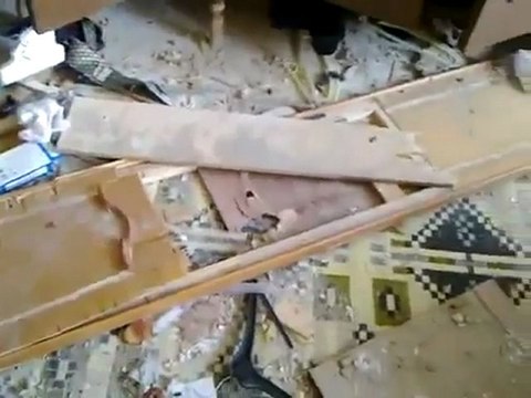 فري برس حمص بابا عمرو أثار القصف على المنازل الأمنة 30 10 2011