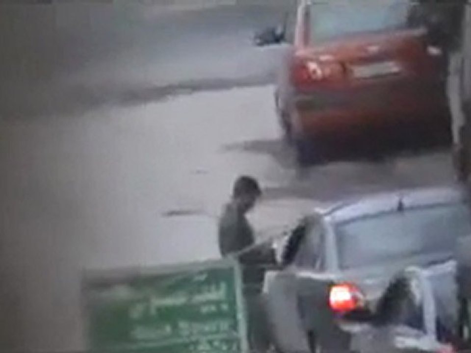 فري برس   ريف دمشق حمورية انتشار عصابات الاسد في المدينة 30 10 2011