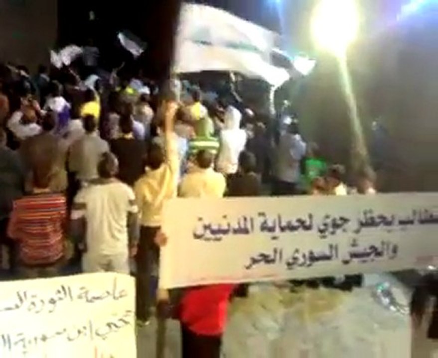 فري برس   حمص باب هود شوفوا شو صار بسمير قنطار عند ثوار باب هود الأحرار 31 10 2011