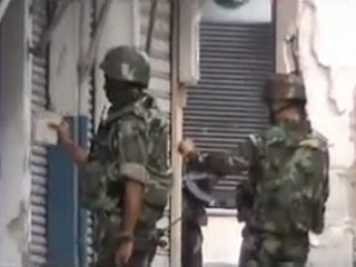 فري برس   حمص باب السباع سخافة الجيش الاسدي  31 10 2011