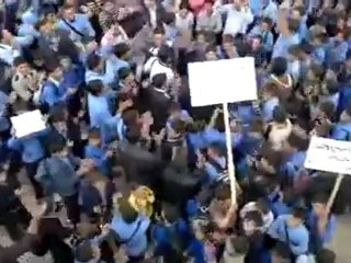 فري برس   الغدفة مظاهرة طلابية يوم الثلاثاء1 11 2011 ج2