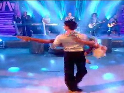 Beyoncé - If I Were A Boy @ Strictly Come Dancing