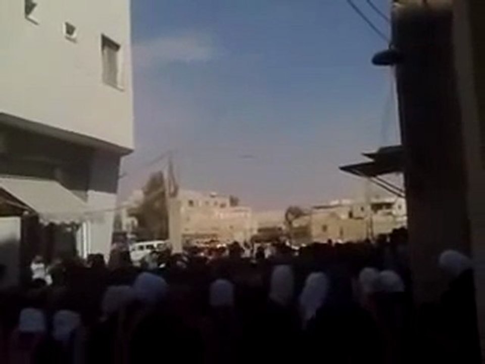 فري برس   دمشق برزة مظاهرة طلابية 2 11 2011 ج3