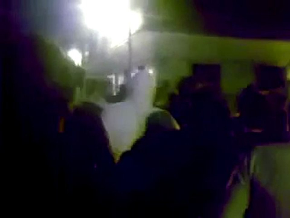 فري برس   حمص كرم الشامي مسائيات الثوار في اربعاء رفع علم الاستقلال 2 11 2011