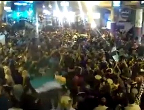 فري برس ادلب مسائيات الثوار في اربعاء رفع علم الاستقلال 2 11 2011