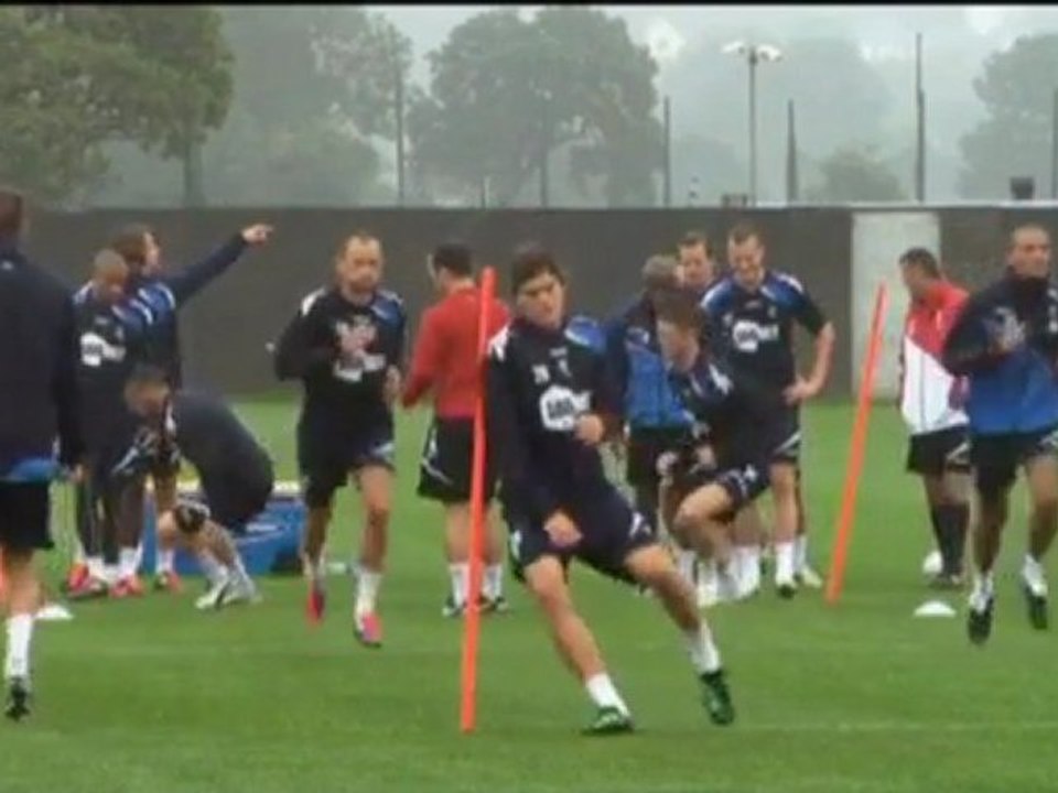 Cahill fühlt sich bei Chelsea wohl