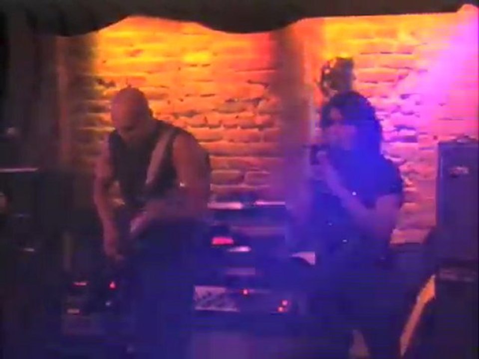 Electrik Buddha Performing “Poison”