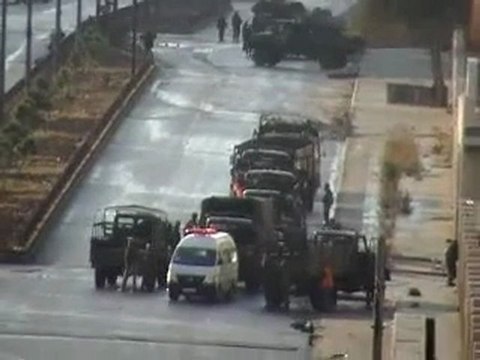 فري برس حمص المدينه الجامعيه انتشار الجيش والالياته ودباباته اثناء حصار وقصف حي باباعمرو 3 11 ج2