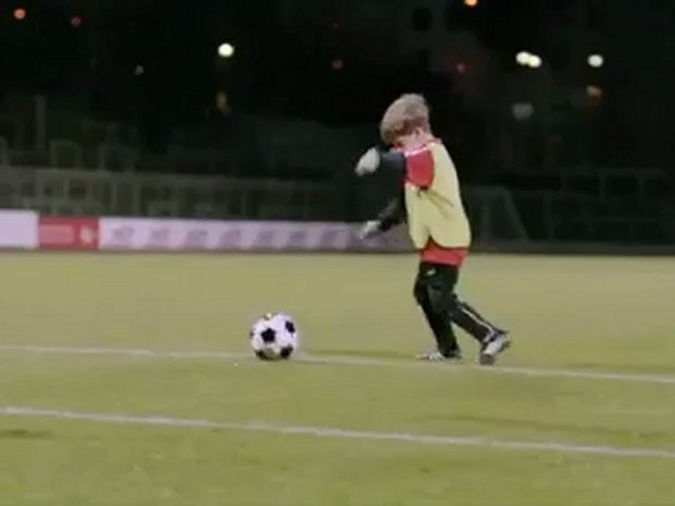 kaanin oynadigi reklam filimi yayinlandi