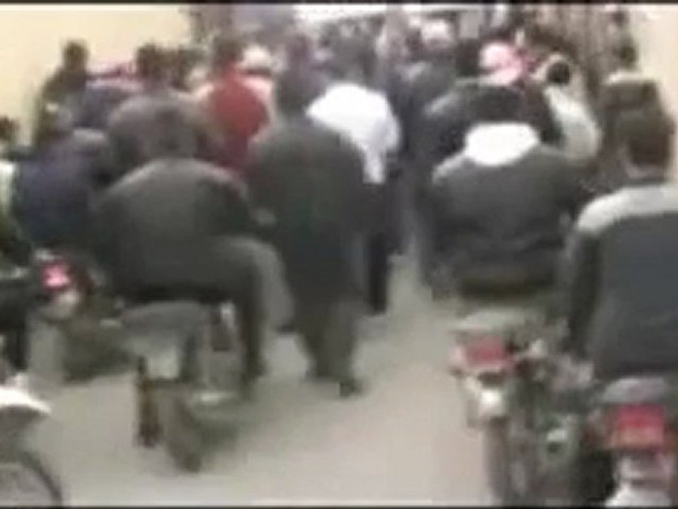 فري برس   القلمون   قارة   جمعة الله أكبر على من طغى وتجبر 4 11 2011 ج1