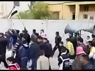 فري برس   القلمون   قارة   جمعة الله أكبر على من طغى وتجبر 4 11 2011 ج5