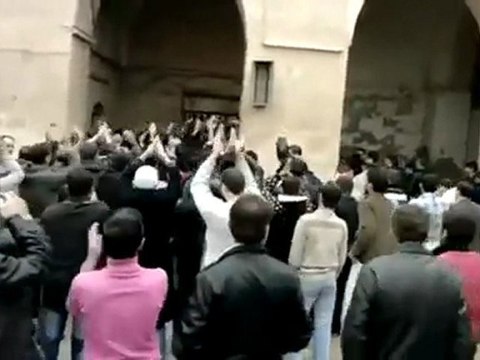 فري برس تظاهرة حاشدة بمدينة الباب بحمعة الله اكبر 4 11 2011