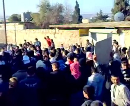 فري برس حلب بيانون مظاهرة صباحية العيد 6 11 2011ج3