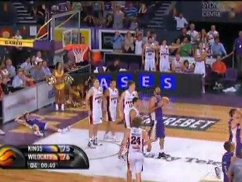 NBL - Perth mit Zittersieg