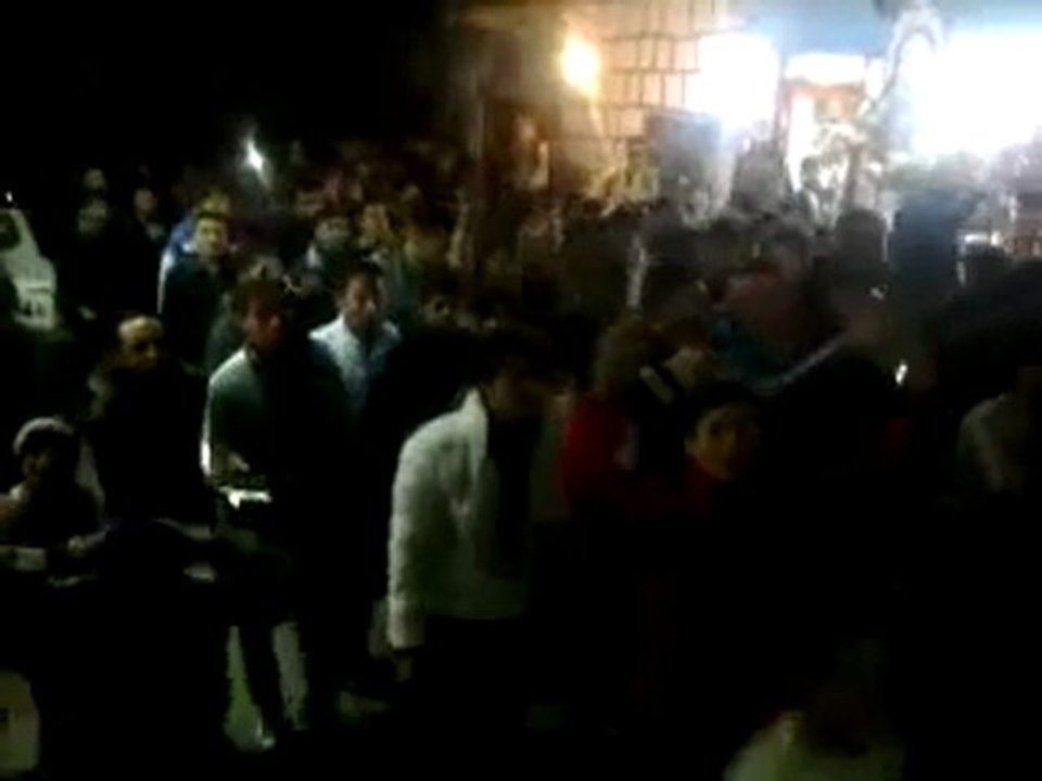 فري برس   ادلب كفرنبل مسائيات الثوار في وقفة عيد الاضحى المبارك 5 11 2011 ج2