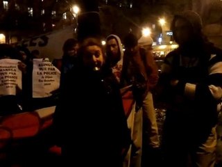 Rassemblement contre les violences policières (Fontaine des Innocents 20 janvier 2012)