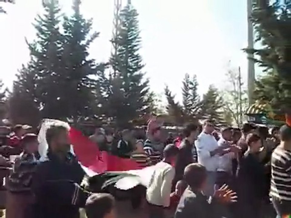 فري برس   مخيمات اللاجئين مخيم الريحانية عيد الاضحى 6 11  2011 ج3