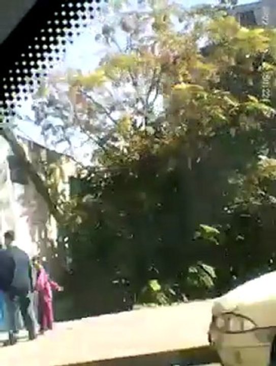 فري برس   اللاذقية   انتشار الامن طريق الحرش اول ايام العيد  6 11 2011