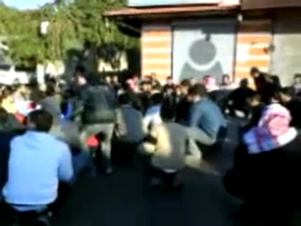 فري برس   حماه   الحميدية مظاهرة بعد صلاة العيد 6 11 2011