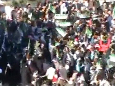 فري برس مدينة ادلب مظاهرة اول ايام العيد 6 11 2011 ج3