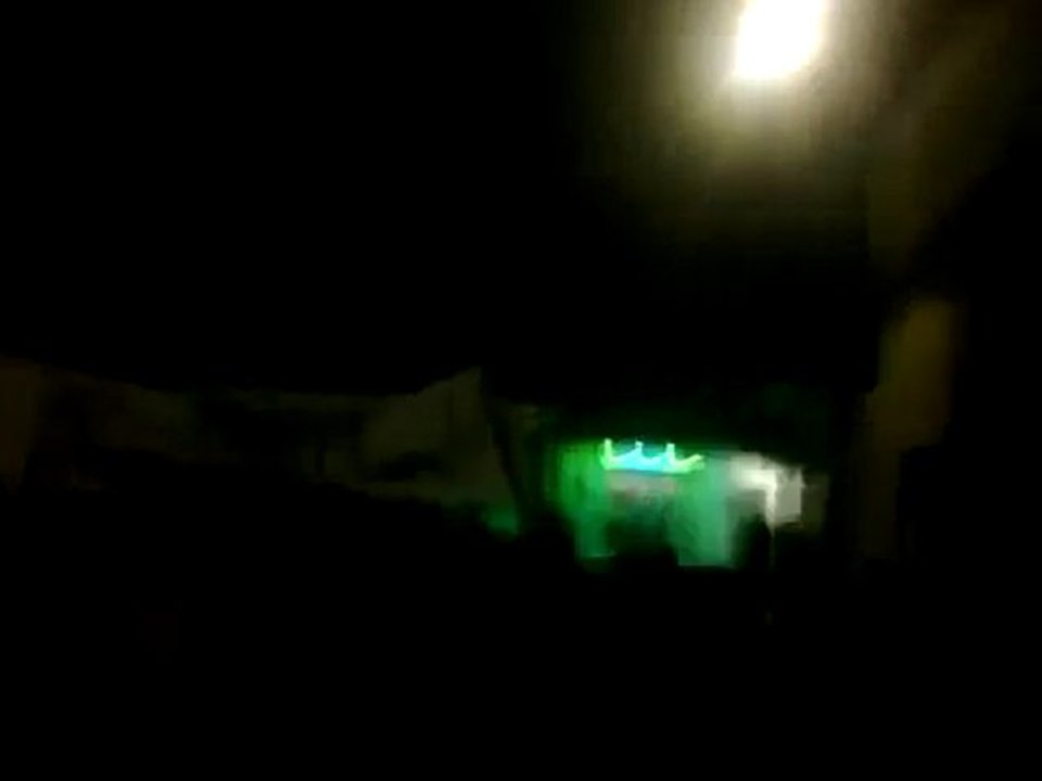 فري برس    مظاهرة مسائية حماه حي كازو ثالث ايام العيد 8 11 2011 ج1