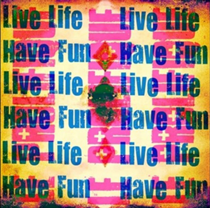 Le Prolifique - Live Life, Have Fun