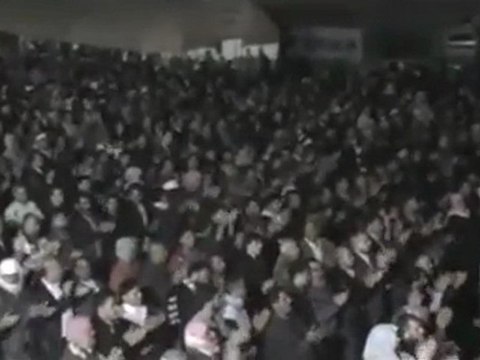 فري برس مظاهرة مسائية مدينة ادلب 8 11 2011 ج2