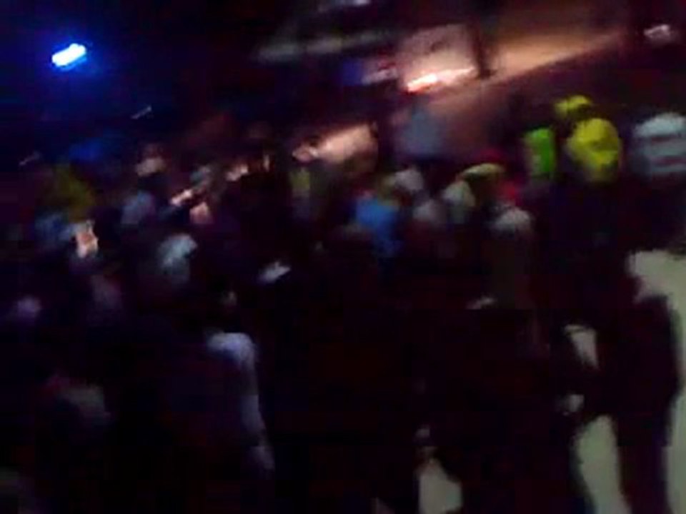 فري برس   حماة حي القصور مسائية حاشدة نصرة لحمص العدية 8 11 2011 ج1