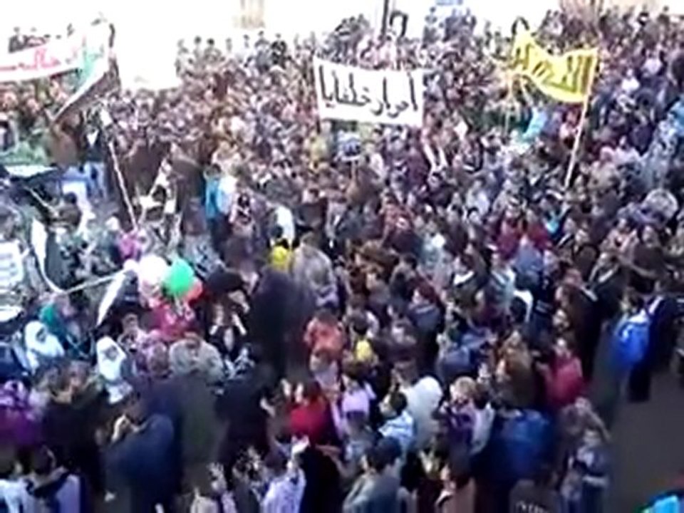 فري برس   حماه   حلفايا   مظاهرة الاحرار في تالث ايام العيد 8 11 2011