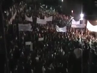 فري برس   صوت يهز الأرض والالاف حمص ديربعلبة 8 11 2011