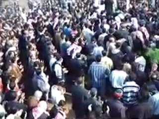 Download Video: فري برس   درعا الصنمين الصلاة على الشهيد محمد الزعبي 15 11 2011