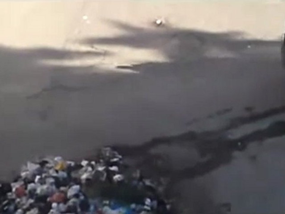 فري برس   حمص حي الخالدية اقتحام قوات الامن لحي الخالدية رابع ايام عيد الاضحى المبارك  9 11 2011 ج4