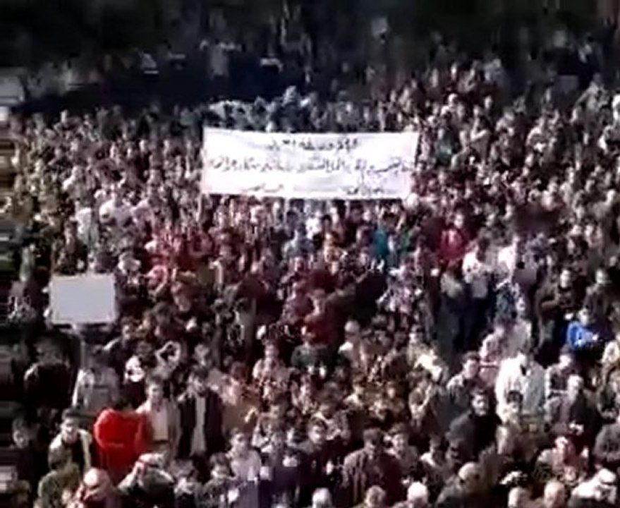 فري برس   ادلب كفرنبل مظاهرة حاشدة في جمعة تجميد العضوية 11 11 2011