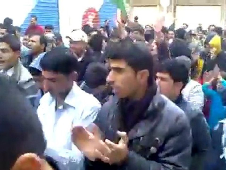 فري برس   احرار مدينة الدرباسية في جمعة تجميد العضوية مطلبنا 11 11 2011