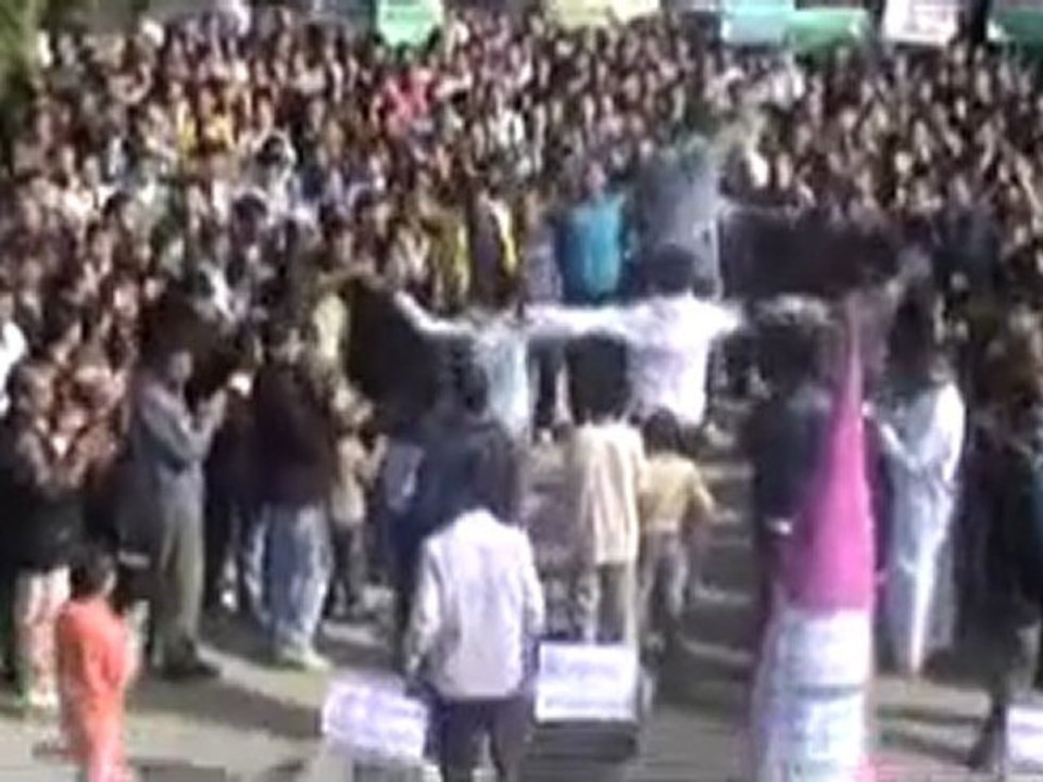 فري برس   حمص   تلبيسة   مظاهرة حاشدة رائعة جمعة تجميد العضوية 11 11 2011 ج3