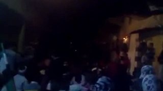 فري برس   حمص الميدان مظاهرة مسائية لحرائر واحرار الميدان الشعب يريد تجميد العضوية 11 11 2011