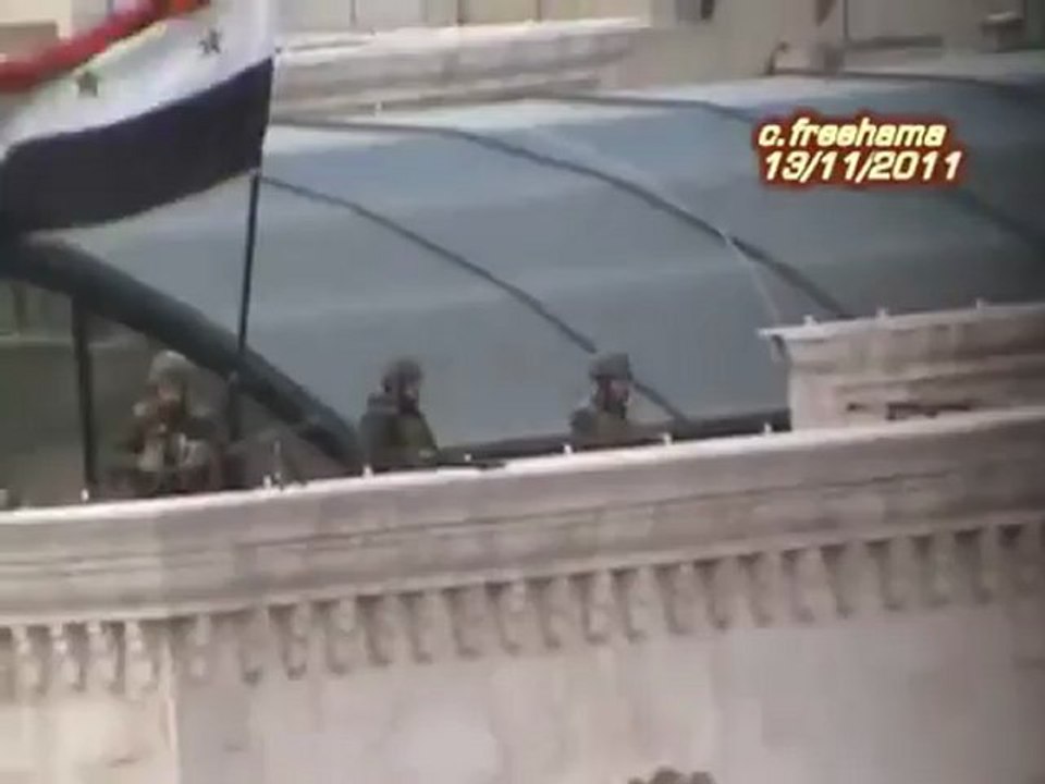 فري برس   حماه انتشار القناصة على مبنى فرع الحزب 13 11 2011