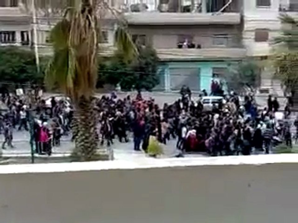 فري برس   حمص المسيرة المليونية المؤيدة لبشار ههههه 13 11 2011