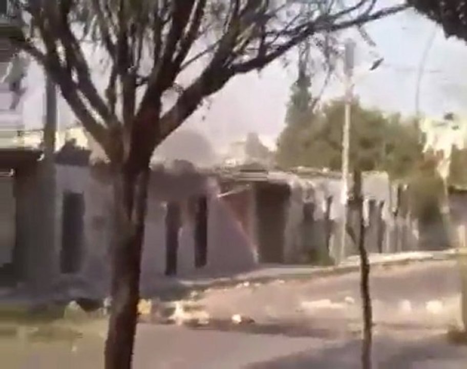 فري برس   باباعمرو حمص القصف العشوائي 15 11 2011