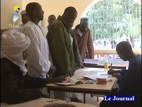 LES SOLDATS HUMILIES DE MOSSORO DE 2011 TOUCHENT LEURS PRIME DE LA HONTE - DU 20 JAN 2012 SUR TCHADONLINE.TV