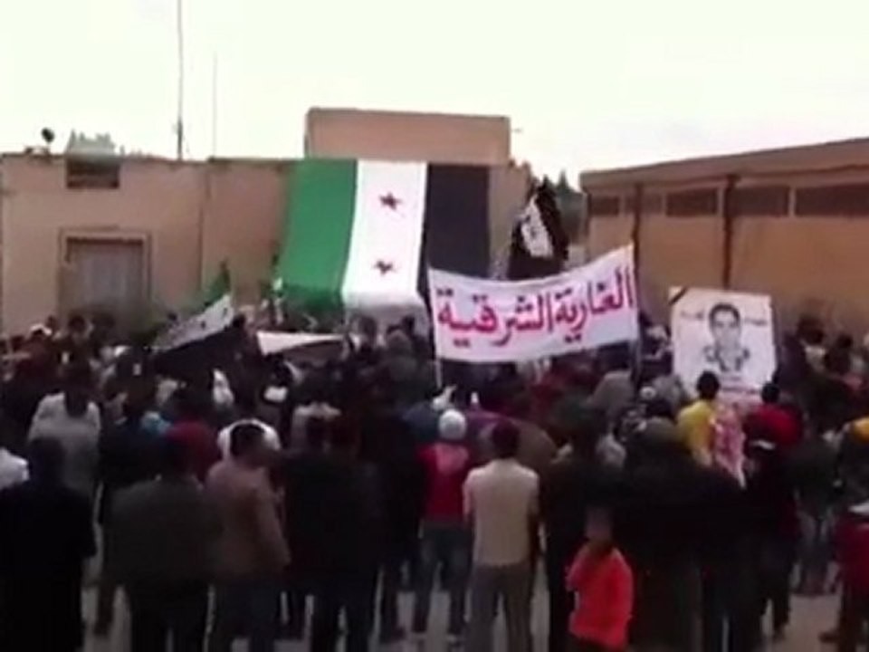 فري برس   حوران   الغارية الشرقية  جمعة طرد السفراء   18 11 2011 ج2