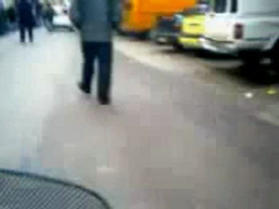 فري برس   حمص باب هود ازمة الغاز التي افتعلها النظام 20 11 2011