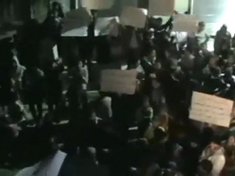 فري برس حماة مسائية رائعة لثوار حي باب القبلي 27 11 2011