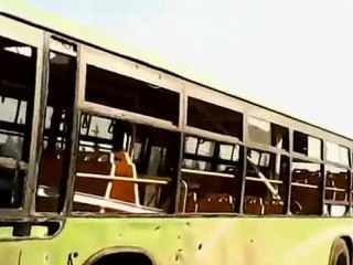 فري برس   حماة   القصور  باص الشبيحة الذي دمرة الجيش الحر19 11 2011