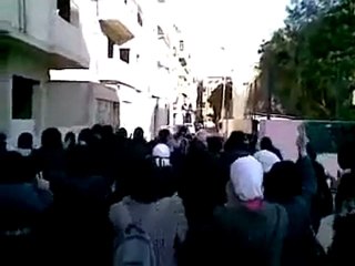 فري برس     ريف دمشق   دوما   نسائية مدرسة خالد بكورة 1 12 2011