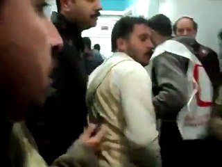 فري برس   مدينة ادلب مصابين في مشفى الهلال 30 11 2011