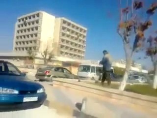 فري برس   مذياع قاشوشي جامعة حلب مبنى رئاسة الحزب 30 11 2011